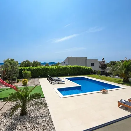 Sunlight Zadarvillas זאדאר