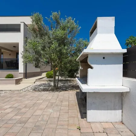 Sunlight Zadarvillas וילה זאדאר