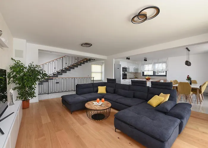 别墅 Sunlight Zadarvillas *