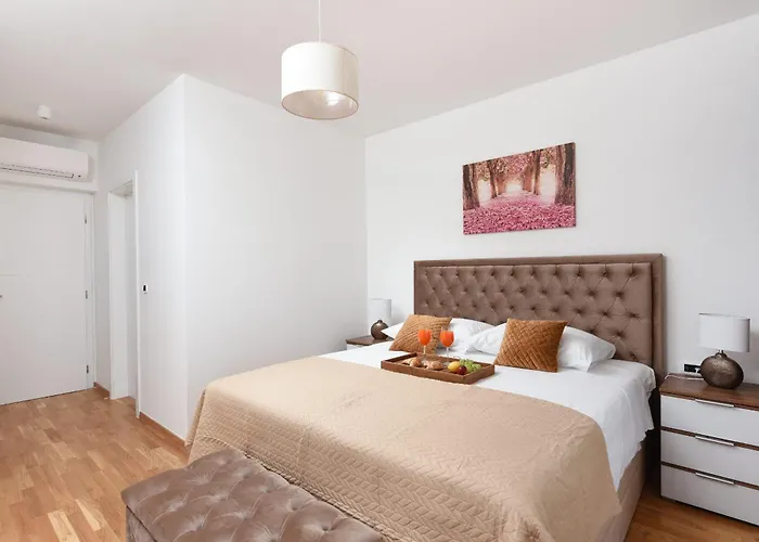 别墅 Sunlight Zadarvillas 扎达尔