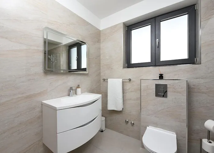 别墅 Sunlight Zadarvillas 扎达尔