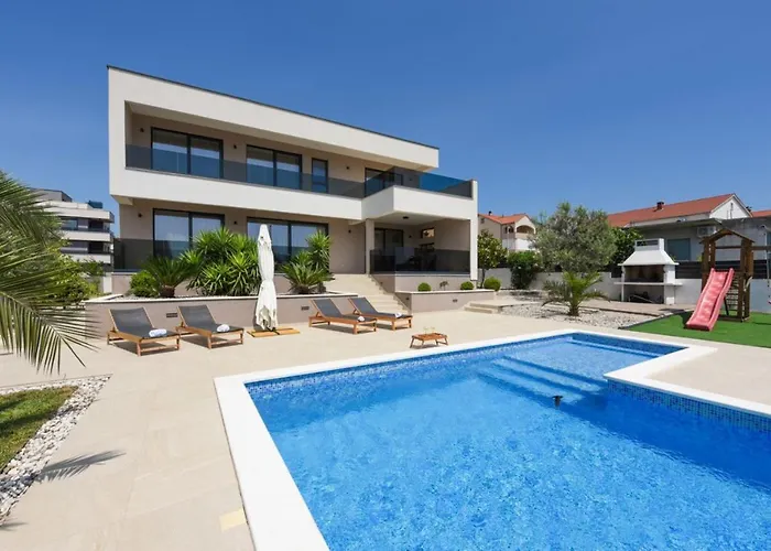 别墅 Sunlight Zadarvillas