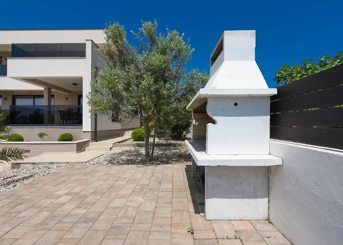 Sunlight Zadarvillas 别墅 扎达尔